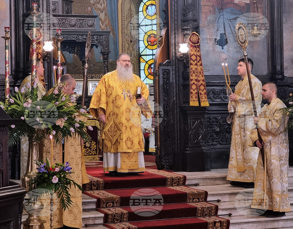 Варна - Неделя Сиропустна - Божествена света литургия