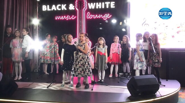 Опитът на сцена подпомага бъдещата реализация на децата от „Смехоранчета“, казва художественият ръководител Галина Коджаманова