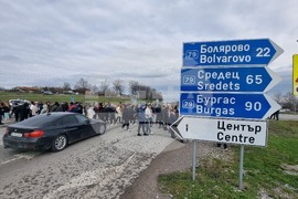 Елхово - акция - блокиран път I-7