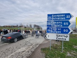 Елхово - акция - блокиран път I-7
