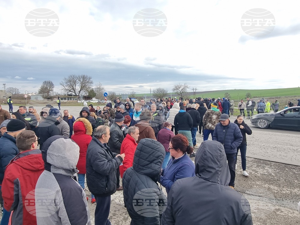 Елхово - акция - блокиран път I-7