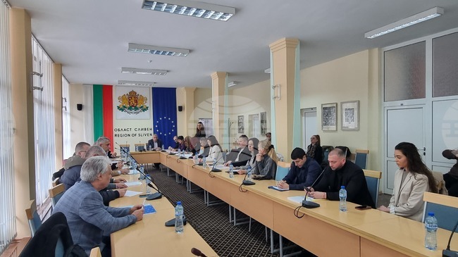 Политическите сили в Сливен договориха заместник-председателите на РИК, не постигнаха съгласие за председател и секретар 