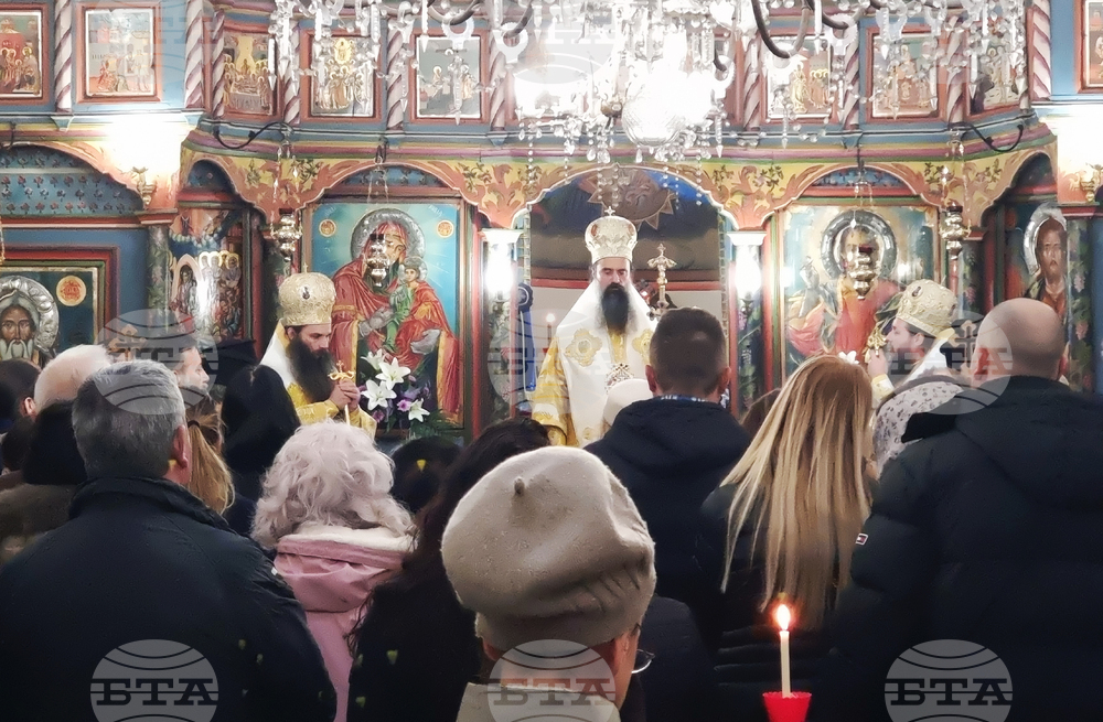 На покаянието и прошката бяха посветени неделните служби преди началото на Великия пост