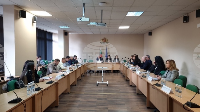 Политическите сили в Кюстендил избраха частично състава на Районната избирателна комисия