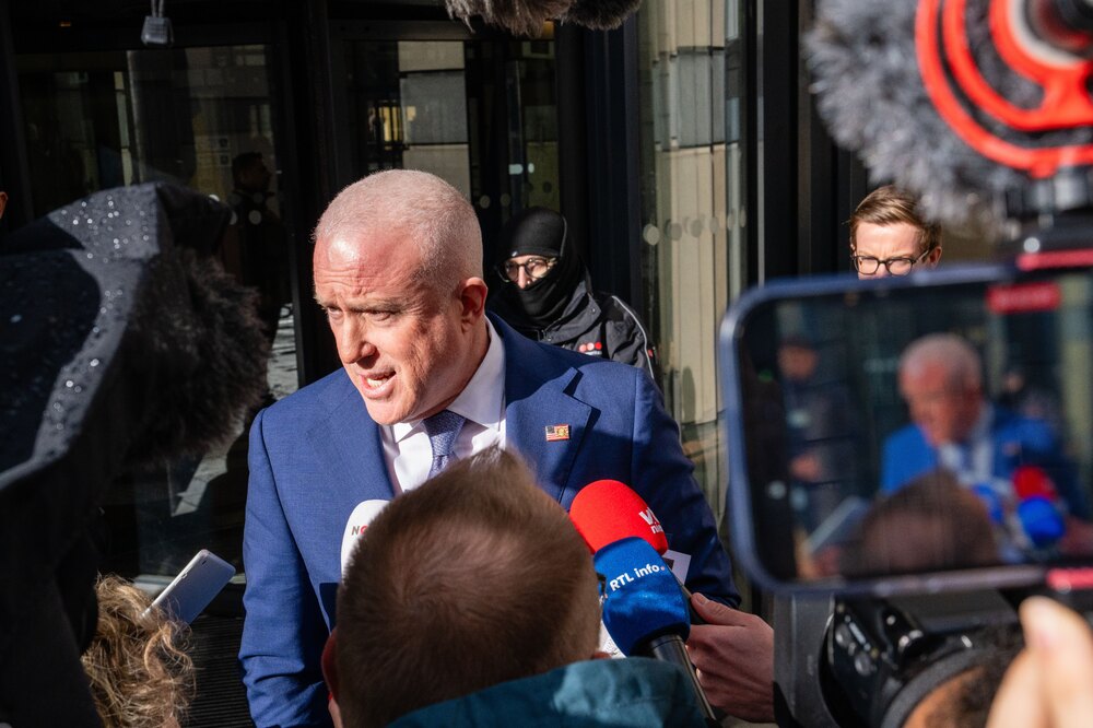 Белга: Американският посланик в Белгия обяви, че местен политически лидер е получил забрана да влиза в САЩ