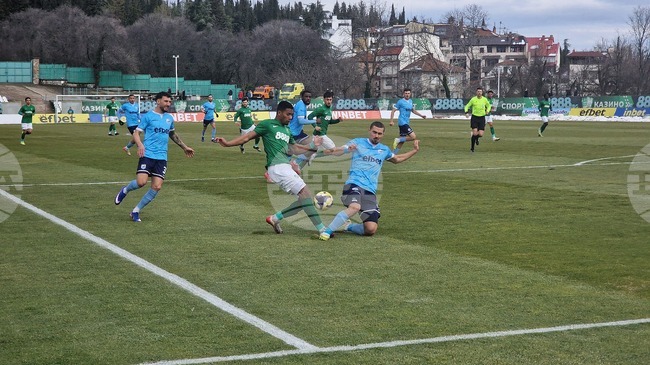 Берое и Арда отбелязаха прогрес в класирането в Първа лига след равенство помежду си