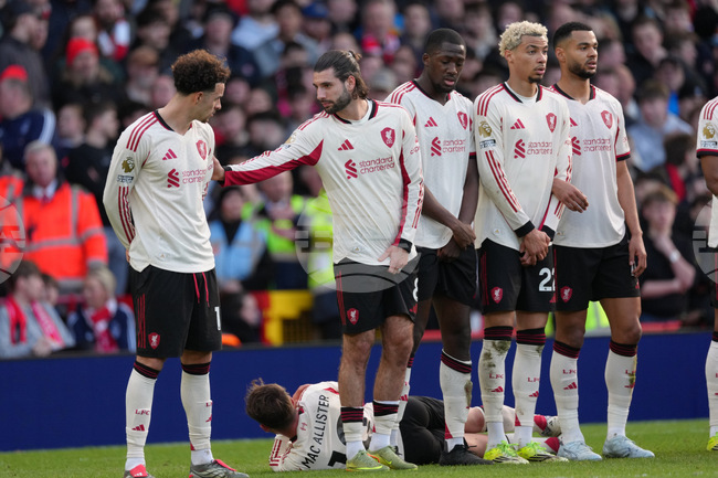 Ливърпул няма да спре да търси най-добрата си форма, заяви Върджил ван Дайк