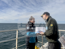 Антарктида - 34-та българска антарктическа експедиция - кап. Радко Муевски - проток Дрейк - сертификати