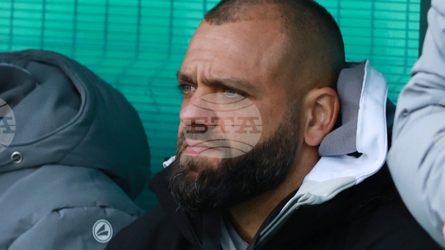 ЦСКА 1948 загуби срещу Левски след детинска грешка и напълно излишен червен картон, заяви старши треньорът на отбора Александър Александров