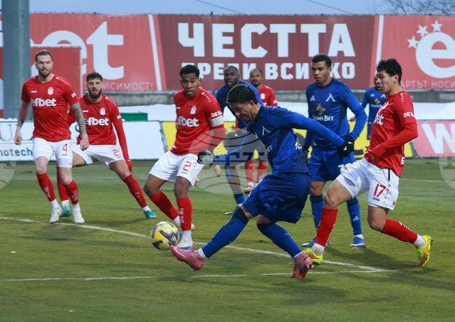 Дисциплинарната комисия на БФС наказа Левски с имуществена санкция в размер на 2351,94 евро