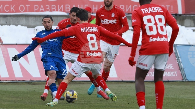 ЦСКА 1948 прекъсна серия от три поредни загуби с успех срещу Славия