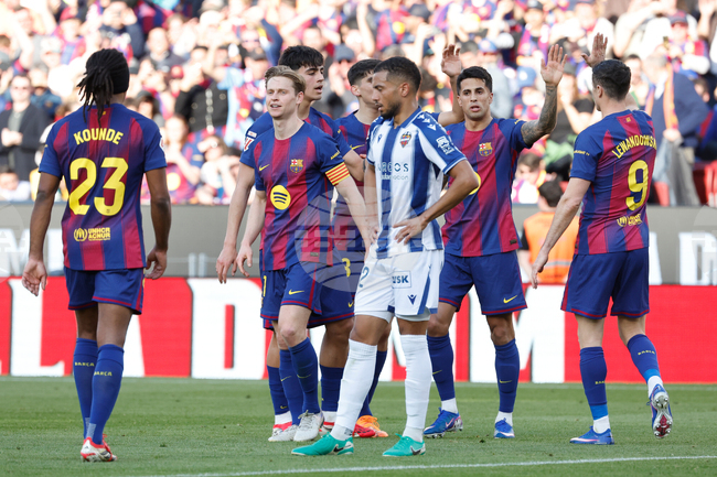 Барселона се върна на върха в Ла Лига след победа над Леванте