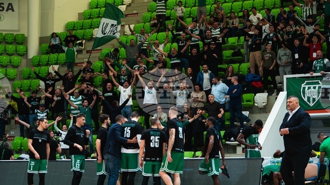 Баскетболистите на Черно море Тича удържаха Локомотив Пловдив във финала и отново ликуваха с Купата на България