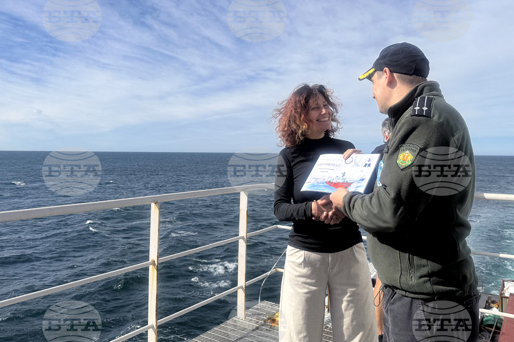 Antarctica - 34th Bulgarian Antarctic Expedition - Commander Radko Muevski - certificates