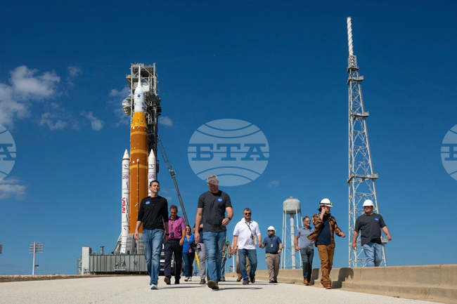 NASA-Artemis Moonshot