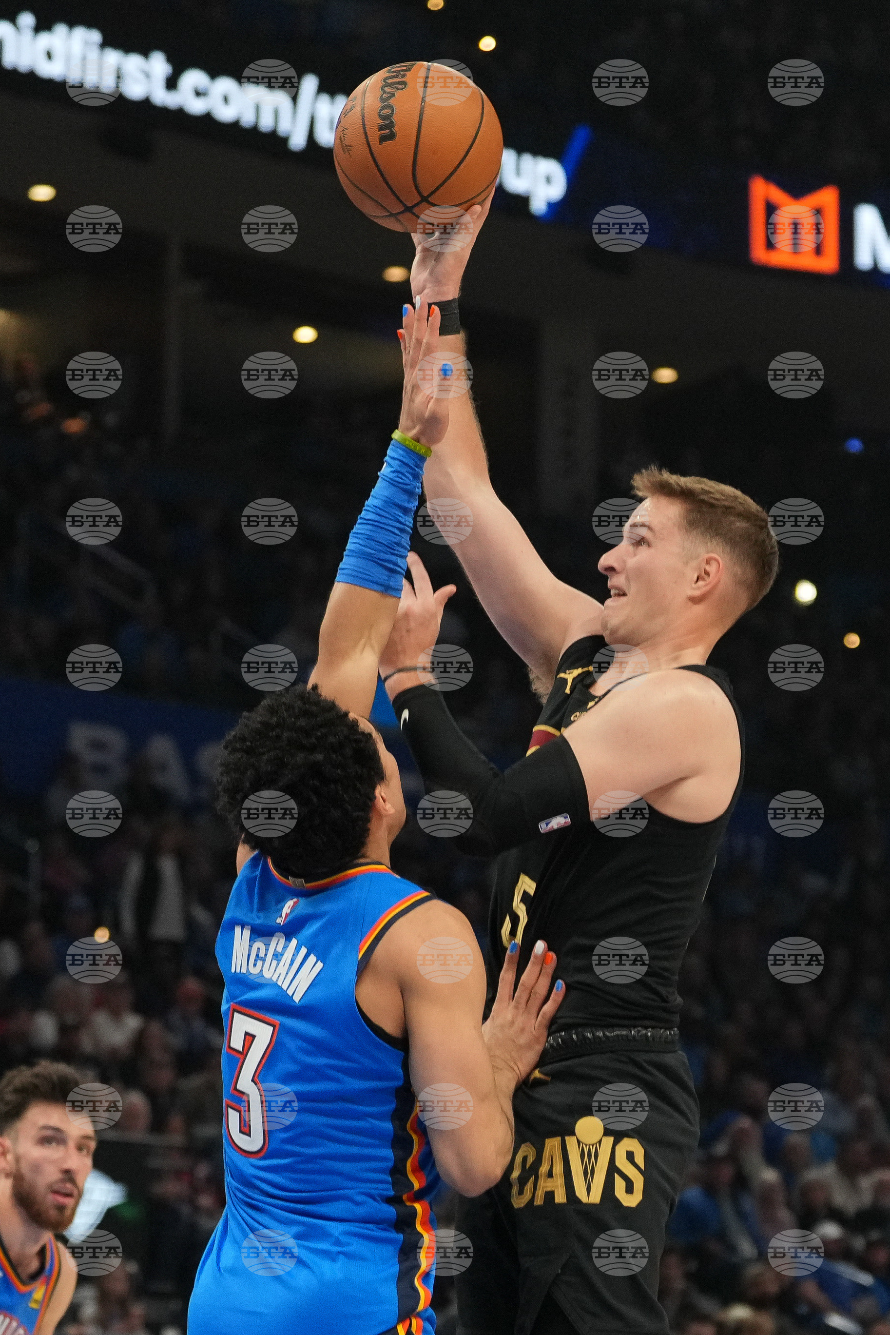 Cavaliers Thunder Basketball