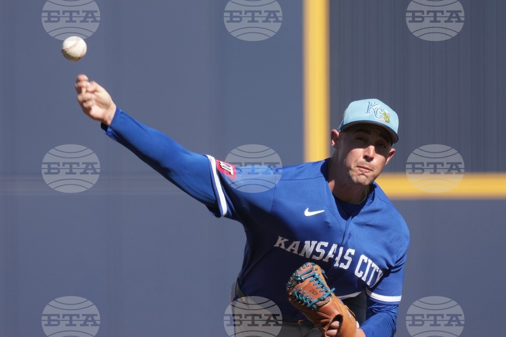 Royals Brewers Spring Baseball