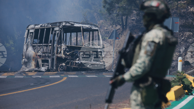 Президентът на Мексико призовава за спокойствие след безредиците, последвали смъртта на мексикански наркобарон при военна операция