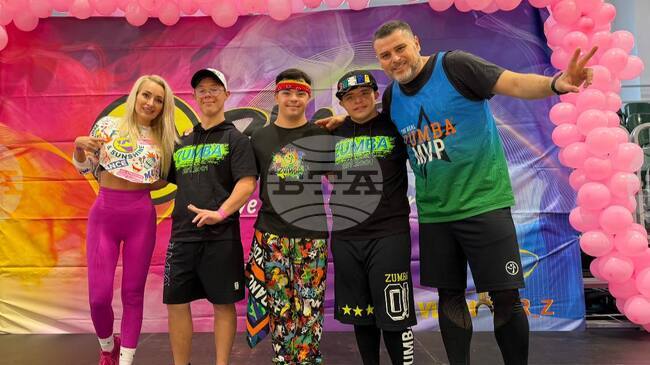  Спортистите от Федерация по адаптирана физическа активност се включиха в националното благотворително събитие „Party in Pink Zumbathon“