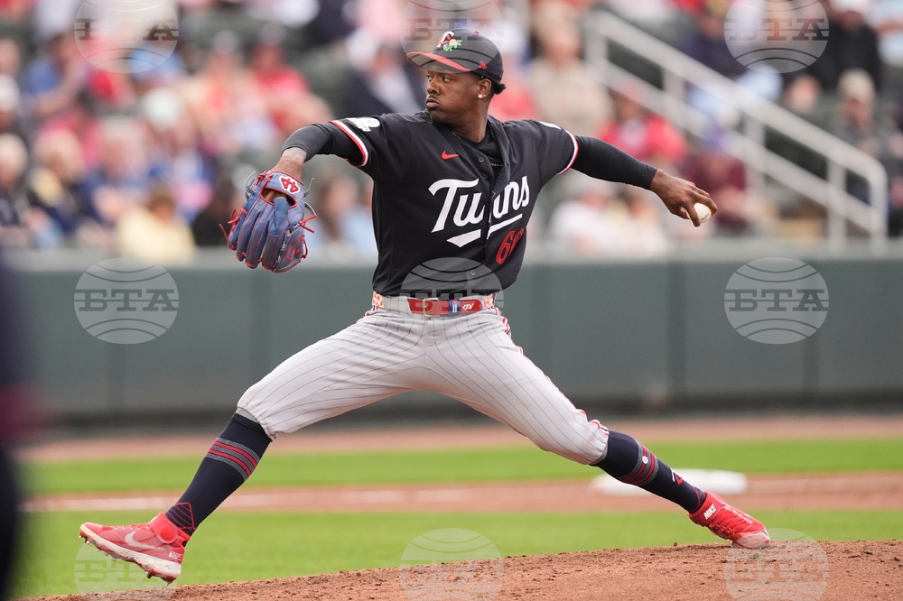 Twins Braves Spring Baseball