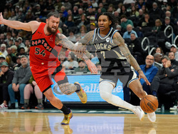 Raptors Bucks Basketball