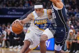 Mavericks Pacers Basketball