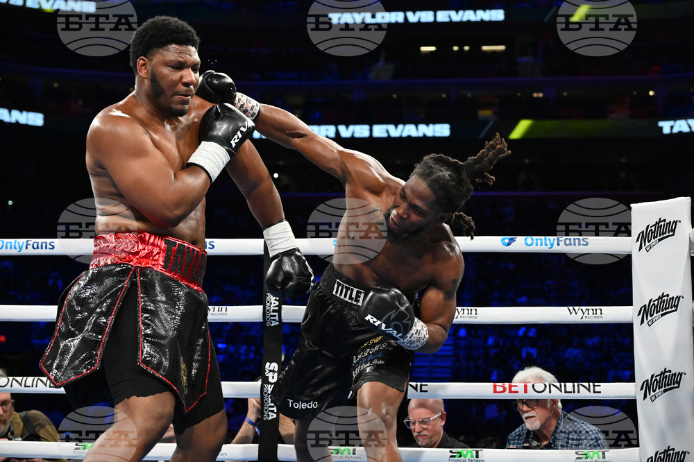 Shields Crews-Dezurn Boxing