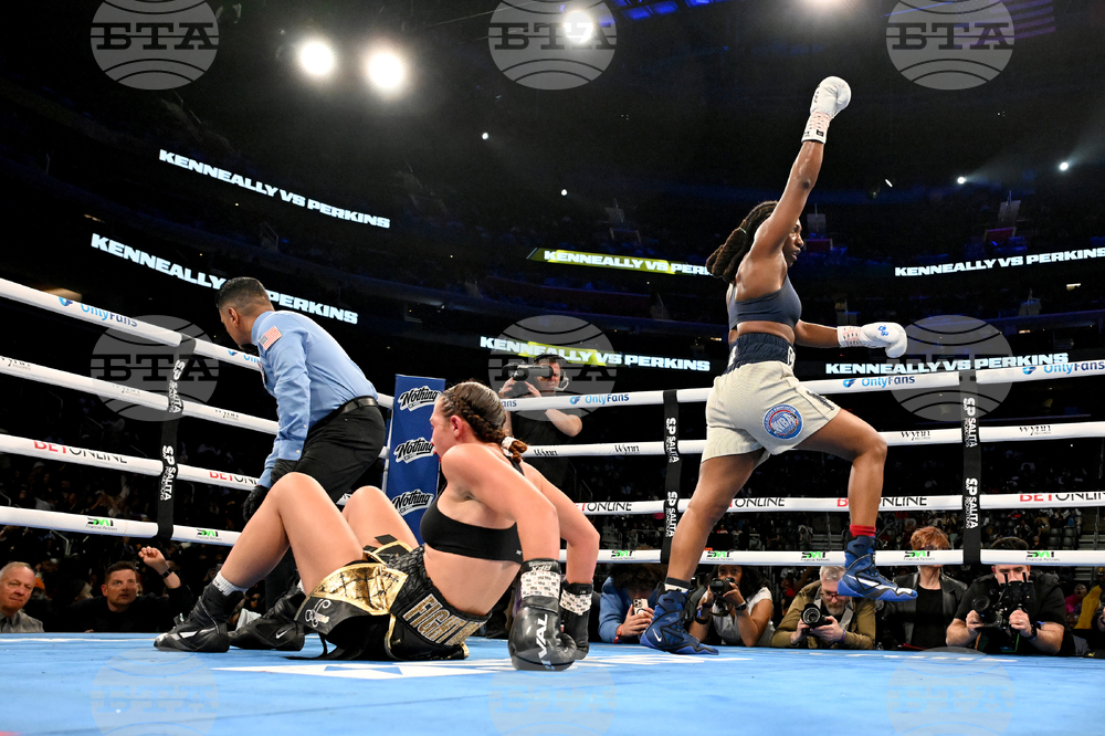 Shields Crews-Dezurn Boxing