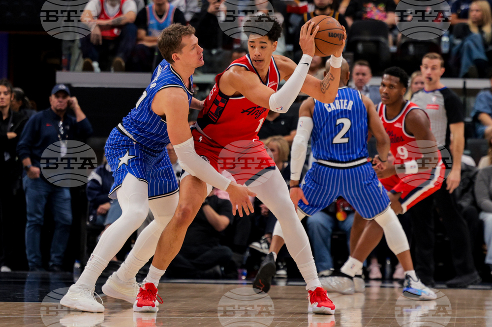 Magics Clippers Basketball