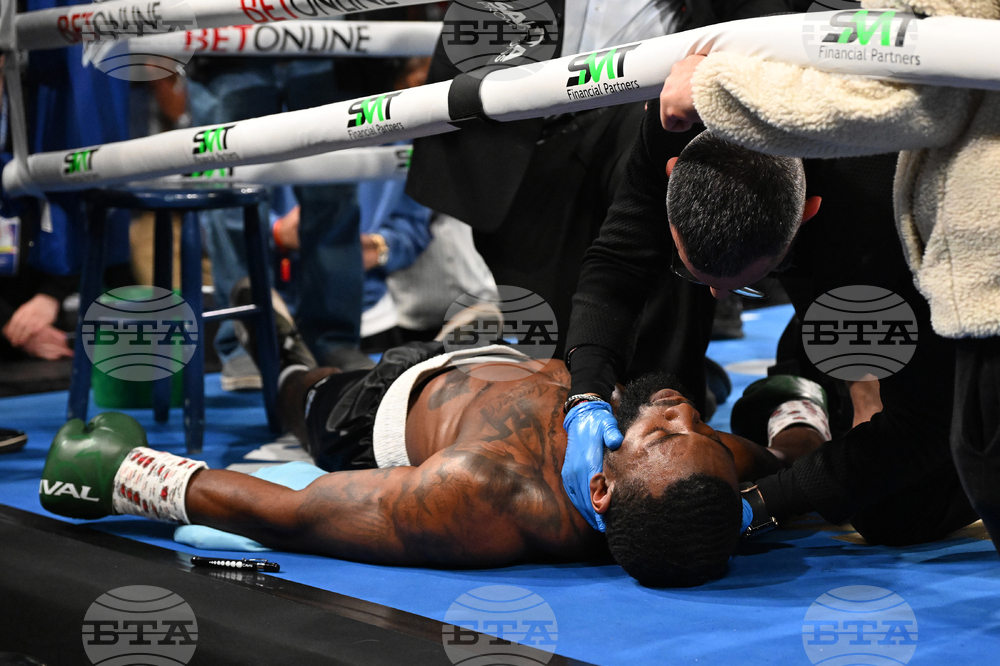 Shields Crews-Dezurn Boxing