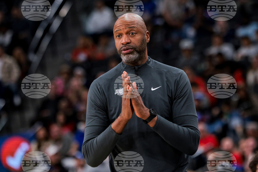 Magics Clippers Basketball