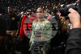 Shields Crews-Dezurn Boxing