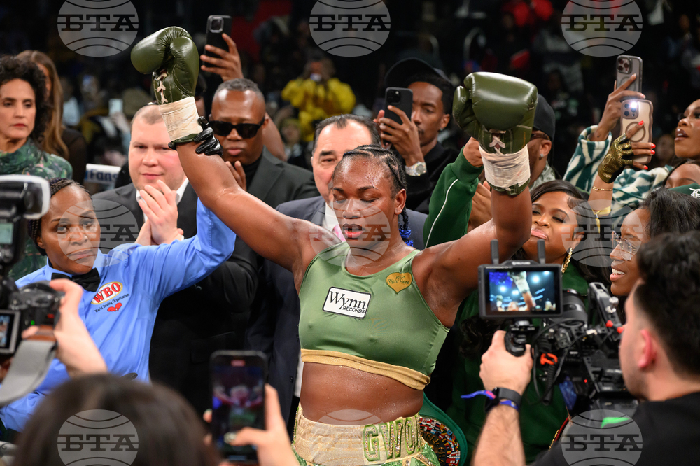 Shields Crews-Dezurn Boxing