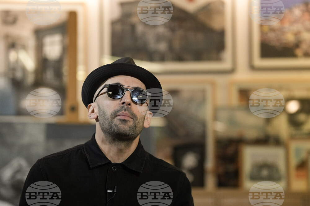 France Art A Bridge Transformed