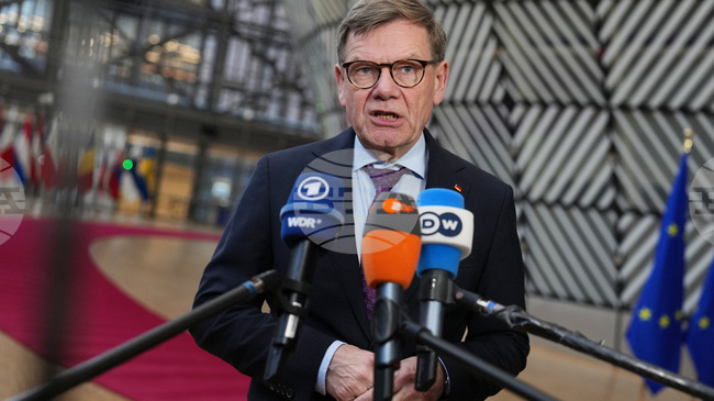 Унгария не бива да "предава своята собствена борба за свобода" с блокирането на санкциите срещу Русия, заяви германският външен министър