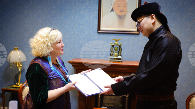 МОНЦАМЕ: Постоянният представител на УНИЦЕФ в Монголия връчи акредитивните си писма