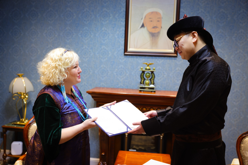 МОНЦАМЕ: Постоянният представител на УНИЦЕФ в Монголия връчи акредитивните си писма