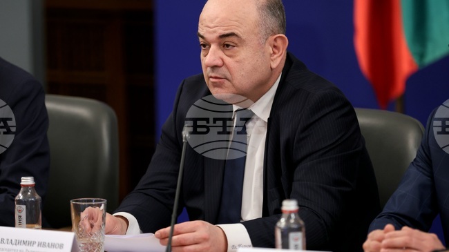 Над 86 на сто от левовете са иззети към днешна дата, в гражданите остават около 4,4 млрд. лева, съобщи Владимир Иванов 