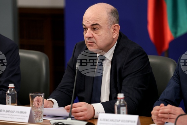 Over 86% of Levа Withdrawn, BGN 4.4 Bln Still Held by Citizens