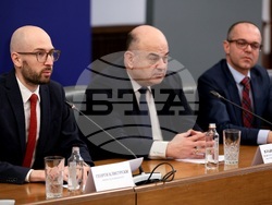 Министерски съвет - Механизъм за еврото - брифинг - Георги Клисурски