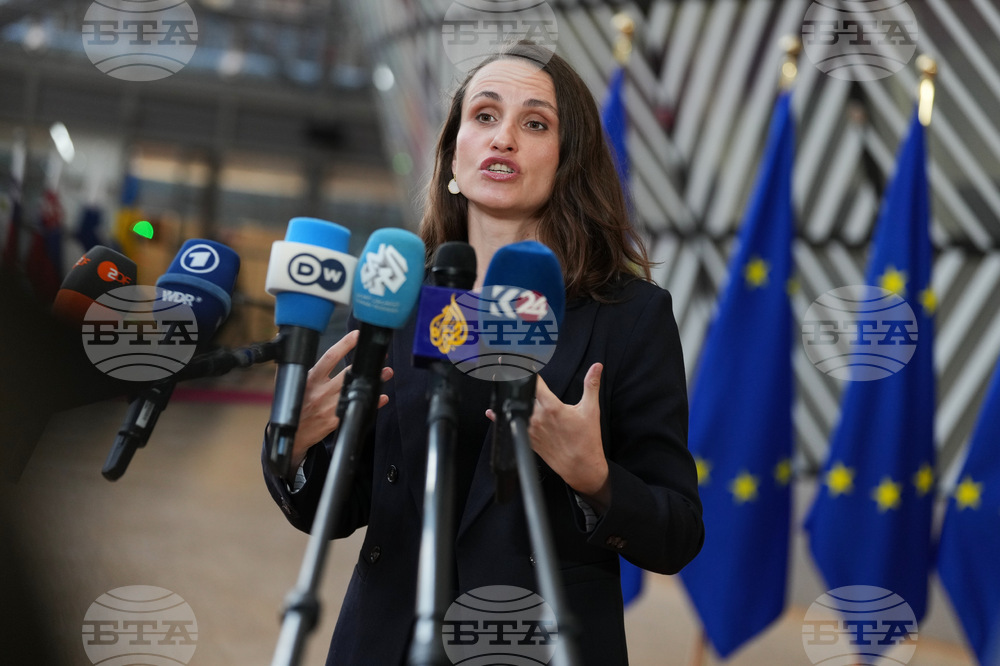 Подкрепяме правото на иранците да избират бъдещето си, заяви румънският външен министър, определяйки смъртта на аятолах Хаменей като "повратна точка"