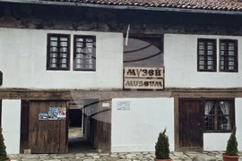 Разлог - музей - „Носии и накити“ - експозиция