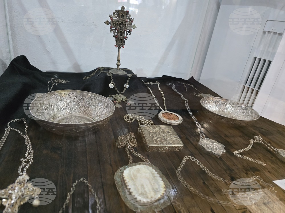 Разлог - музей - „Носии и накити“ - експозиция