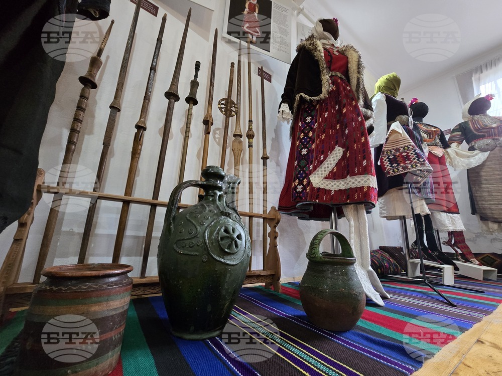 Разлог - музей - „Носии и накити“ - експозиция