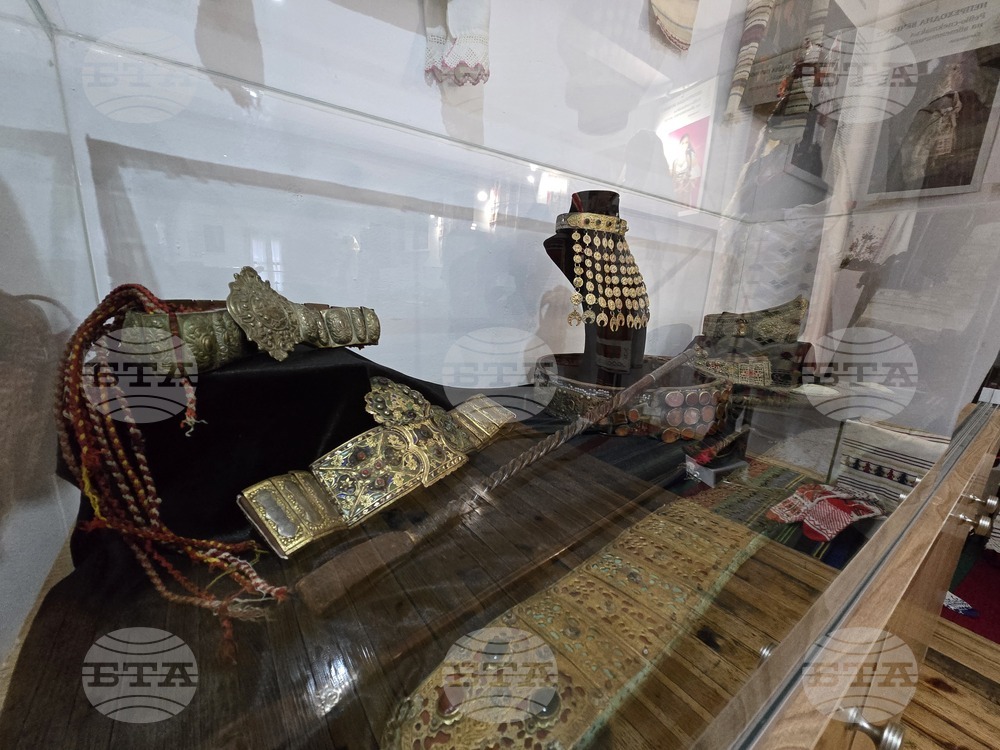 Разлог - музей - „Носии и накити“ - експозиция