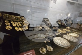 Разлог - музей - „Носии и накити“ - експозиция