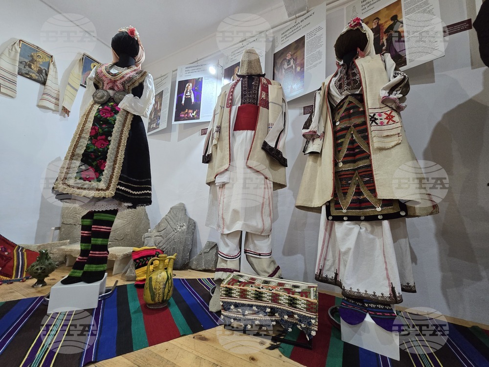 Разлог - музей - „Носии и накити“ - експозиция