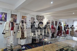 Разлог - музей - „Носии и накити“ - експозиция