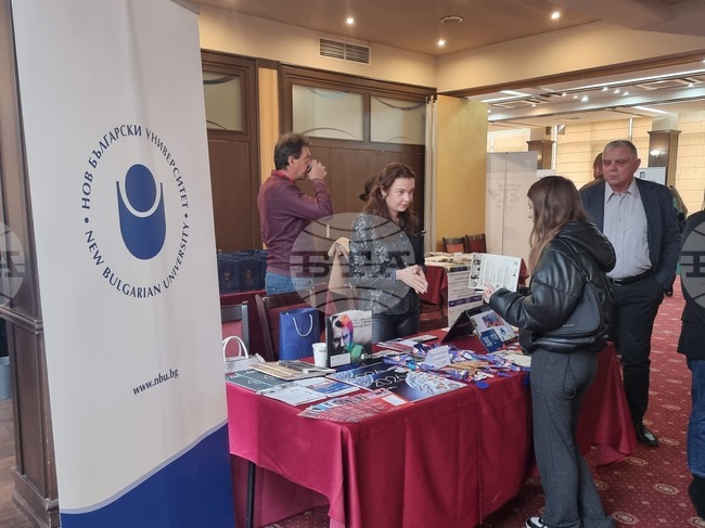 Плевен - изложение - кандидат-студенти