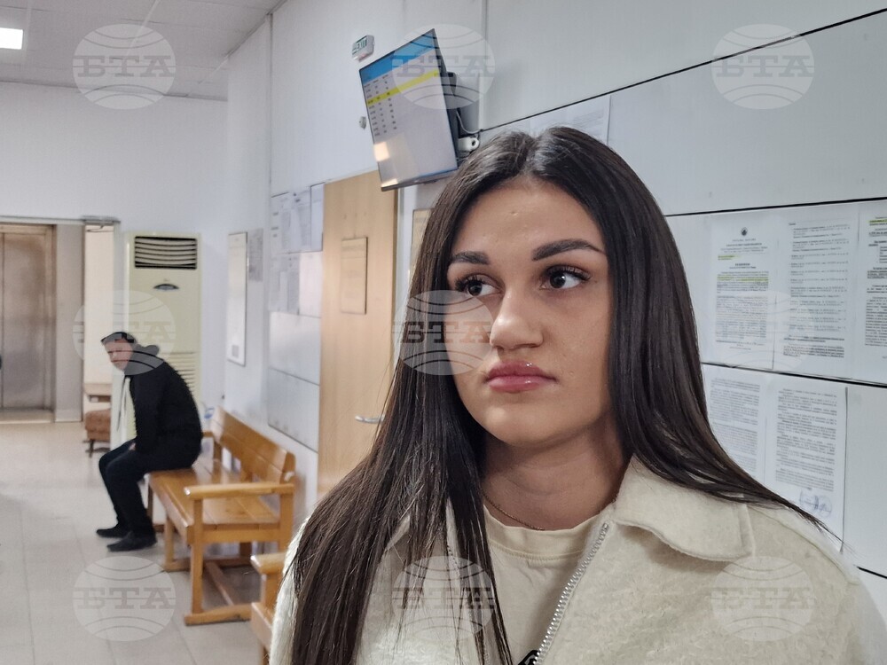 Без отвод на съдебния състав и с разпит на свидетели продължава делото "Дебора" в Районния съд в Пловдив